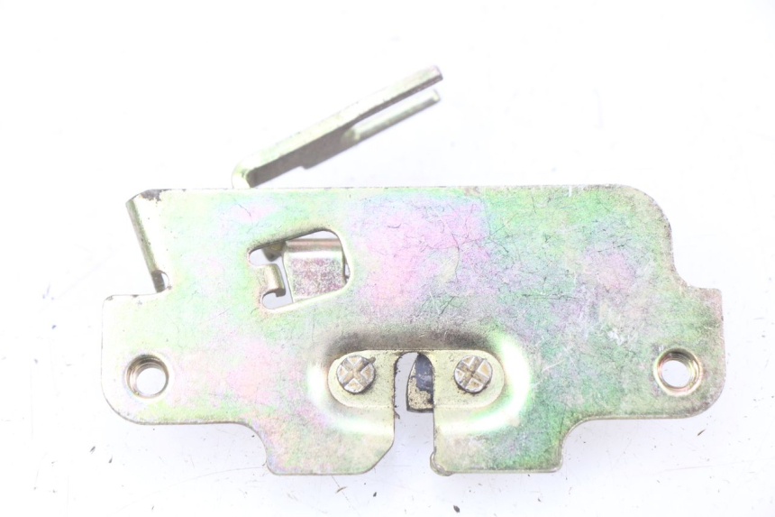 photo de Zamek siedzenia PEUGEOT TWEET 4T 50 (2018 - 2022) - Zoom stanu zużycia