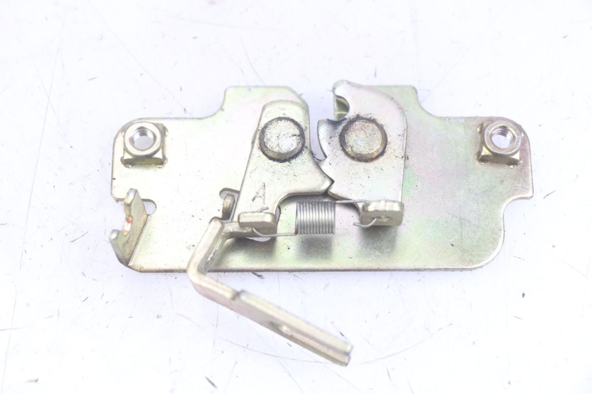 photo de Zamek siedzenia PEUGEOT TWEET 4T 50 (2018 - 2022) - Widok główny