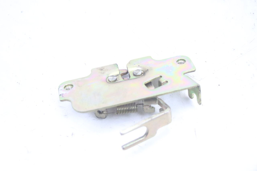 photo de Zamek siedzenia PEUGEOT TWEET 4T 50 (2018 - 2022) - Zoom stanu zużycia