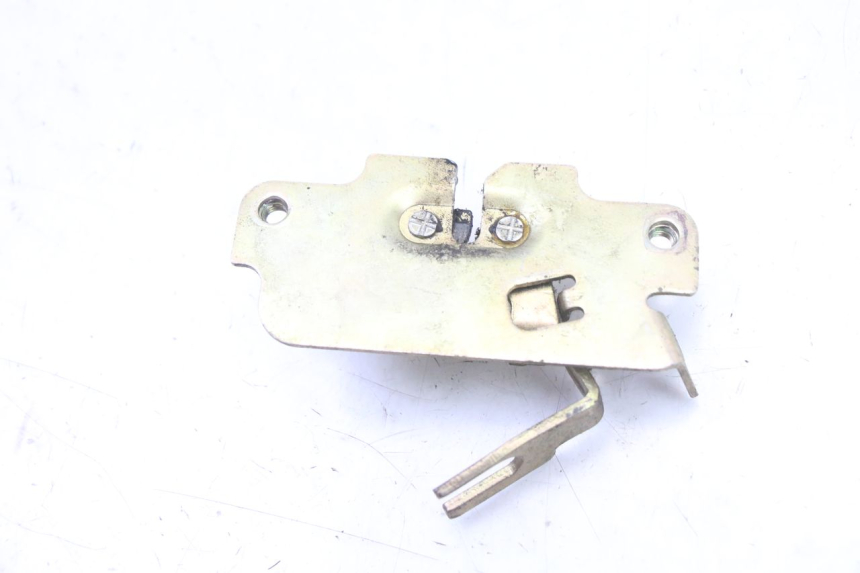 photo de ZAMEK SIEDZENIA PEUGEOT TWEET 4T 50 (2014 - 2019) - Zoom stanu zużycia