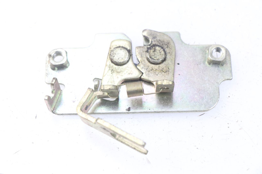 photo de Zamek siedzenia PEUGEOT TWEET 125 (2010 - 2017) - Widok główny