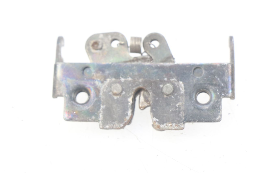 photo de ZAMEK SIEDZENIA SUZUKI UH BURGMAN 125 (2002 - 2006) - Widok główny