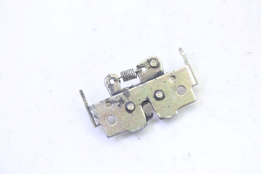 photo de ZAMEK SIEDZENIA PEUGEOT VIVACITY NEW 2T 50 (2008 - 2017) - Zoom stanu zużycia