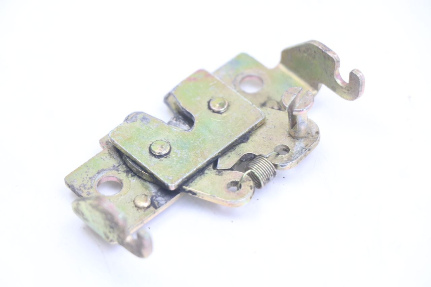 photo de Zamek siedzenia PEUGEOT VIVACITY 125 (2010 - 2017) - Szczegół części