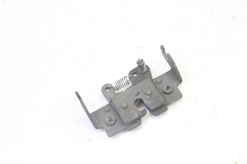 photo de Zamek siedzenia YAMAHA X-MAX XMAX 125 (2010 - 2013) - Widok główny