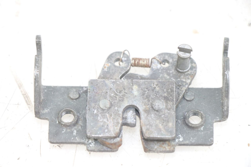 photo de Zamek siedzenia PIAGGIO X9 125 (2000 - 2003) - Widok główny