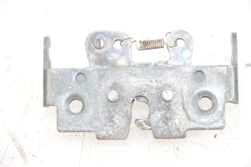 photo de Zamek siedzenia PIAGGIO X9 125 (2000 - 2003) - Szczegół części