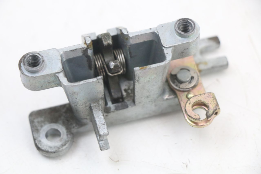 photo de Zamek siedzenia KYMCO XCITING 250 (2006 - 2009) - Zoom stanu zużycia