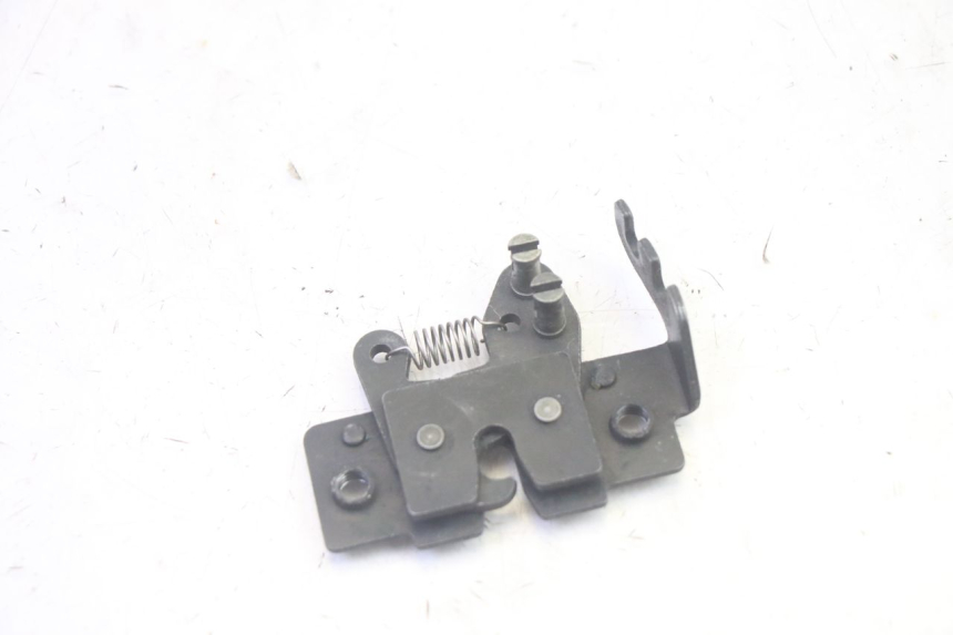 photo de ZAMEK SIEDZENIA PIAGGIO XEVO - X EVO 125 (2007 - 2017) - Widok główny