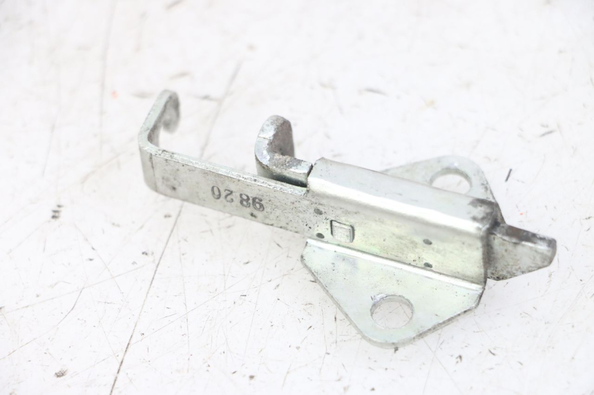 photo de Zamek siedzenia YAMAHA XJ6 ABS 600 (2008 - 2016) - Zoom stanu zużycia