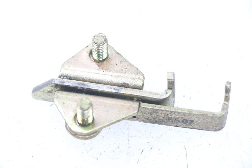 photo de Zamek siedzenia YAMAHA XJ600 XJ DIVERSION 600 (1992 - 1997) - Zoom stanu zużycia