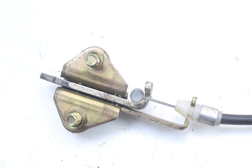 photo de Zamek siedzenia YAMAHA XJS DIVERSION 600 (1997 - 1999) - Zbliżenie techniczne