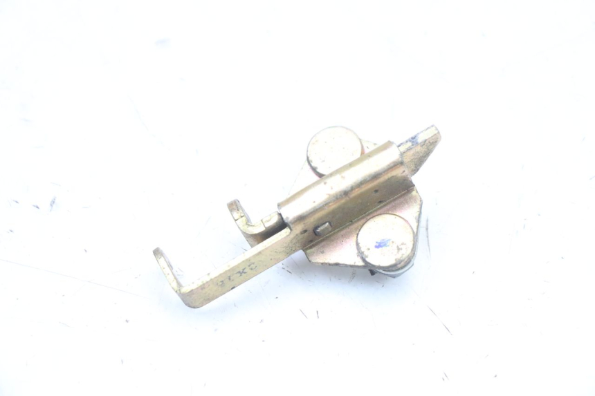 photo de Zamek siedzenia YAMAHA FZS FAZER 600 (2001 - 2003) - Szczegół części