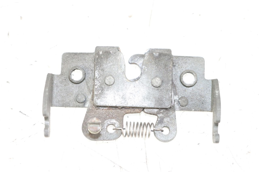 photo de Zamek siedzenia YAMAHA X-MAX XMAX ABS 250 (2010 - 2014) - Widok główny