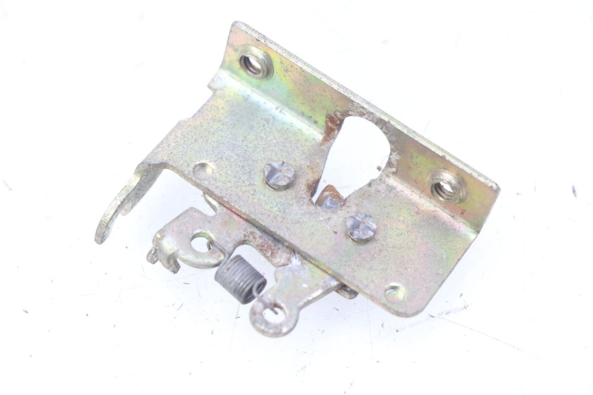 photo de Zamek siedzenia YAMASAKI YM T 125 (2015 - 2020) - Widok główny