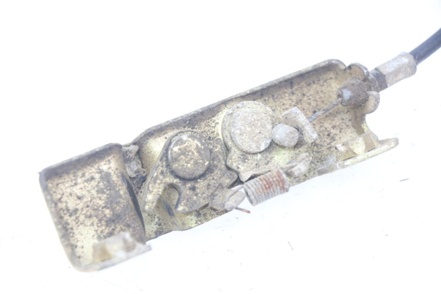 photo de ZAMEK SIEDZENIA YIYING YY50QT-10 50 (2007 - 2022) - Inny kąt widzenia