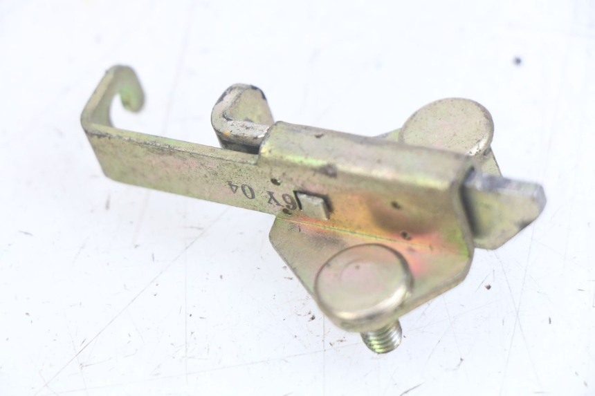 photo de Zamek siedzenia YAMAHA YZF R THUNDERCAT 600 (1996 - 2003) - Zoom stanu zużycia