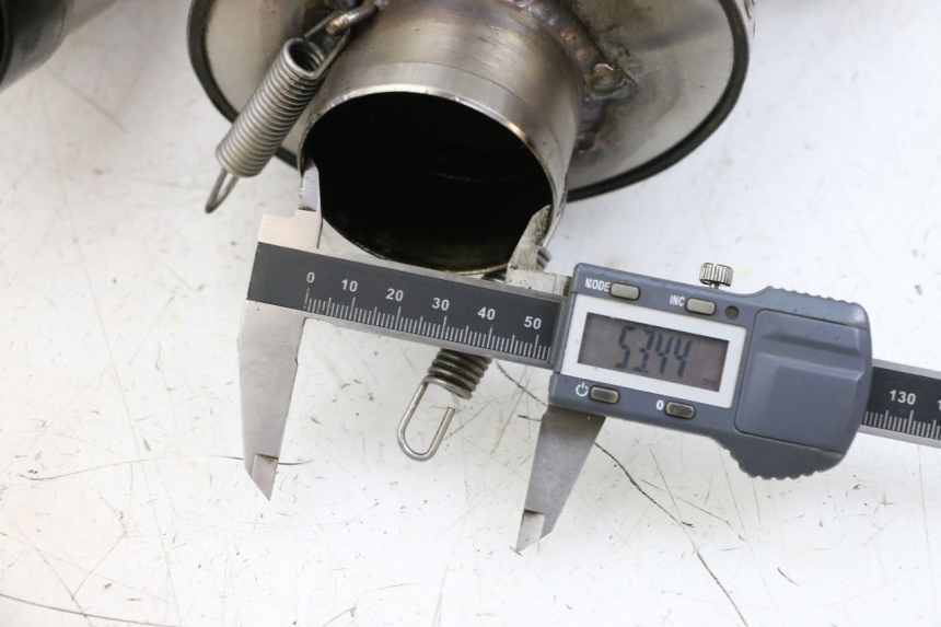 photo de TŁUMIK KAWASAKI GPZ RX 1000 (1986 - 1988) - Zoom stanu zużycia