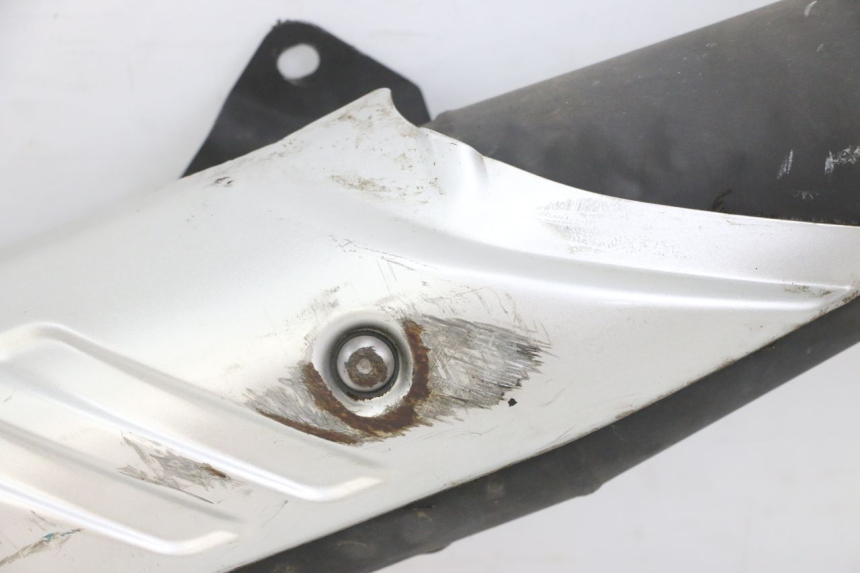 photo de TŁUMIK HONDA XLV VARADERO 125 (2000 - 2006) - Widok z bliska