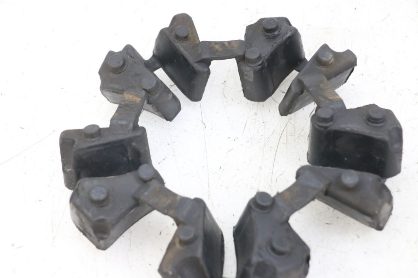 photo de TULEJA AMORTYZUJĄCA ZĘBATKĘ TRIUMPH SPEED TRIPLE T301 900 (1994 - 1996) - Zbliżenie techniczne