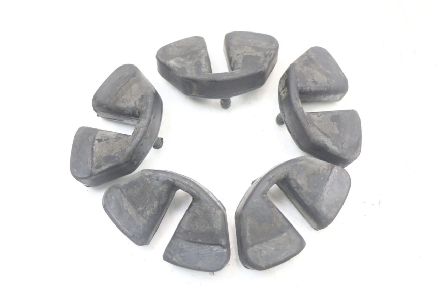 photo de TULEJA AMORTYZUJĄCA ZĘBATKĘ SUZUKI GS F 500 (2004 - 2007) - Inny kąt widzenia