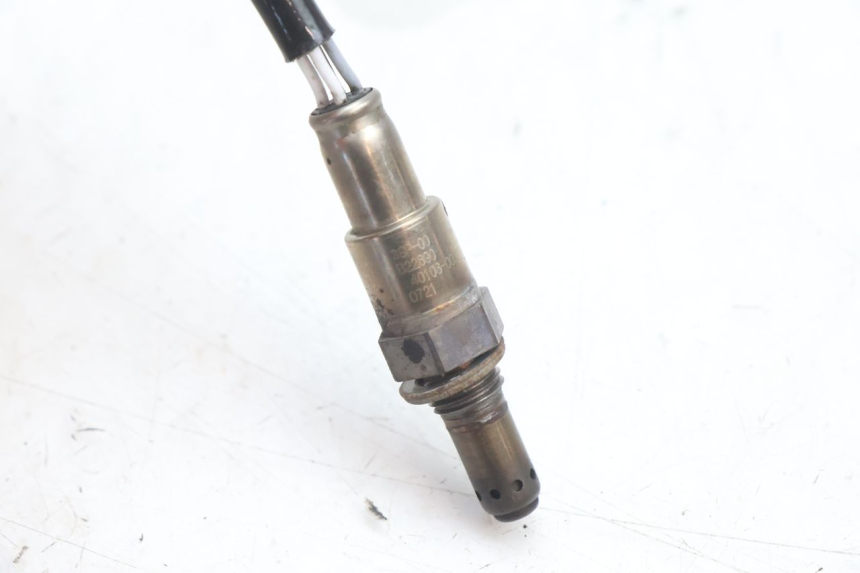 photo de SONDA LAMBDA YAMAHA FZ8 800 (2010 - 2016) - Inny kąt widzenia