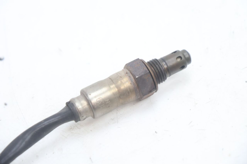 photo de SONDA LAMBDA PIAGGIO MP3 HPE 530 (2022 - 2026) - Inny kąt widzenia