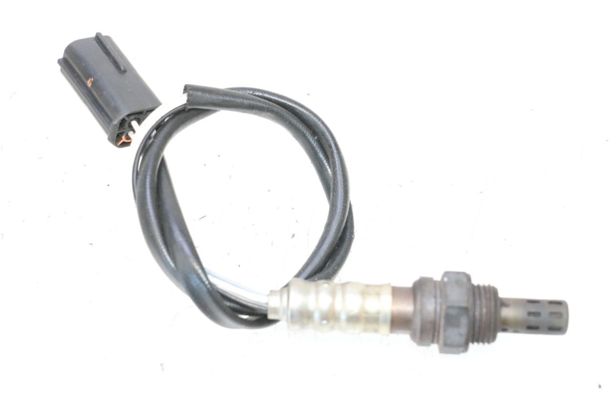 photo de SONDA LAMBDA PEUGEOT SATELIS COMPRESSOR K15 125 (2006 - 2009) - Zbliżenie techniczne