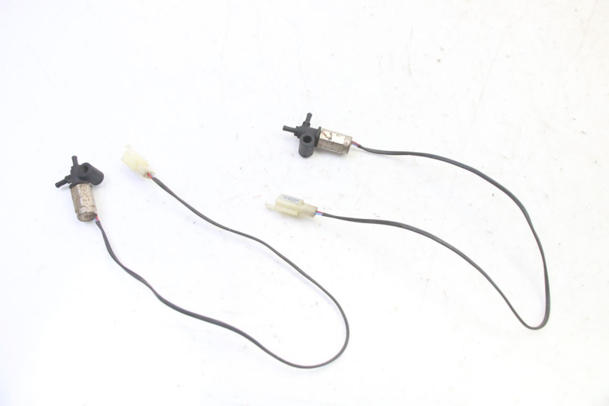 photo de CZUJNIK CIŚNIENIA POWIETRZA TNT MOTOR BOSTON 4T 50 (2018 - 2025) - Widok główny