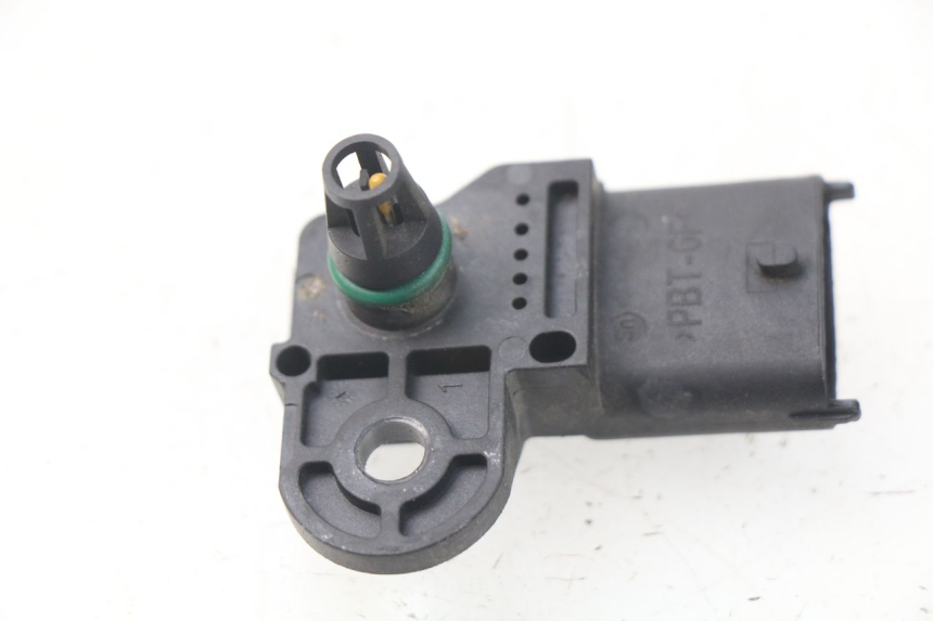 photo de CZUJNIK CIŚNIENIA POWIETRZA MV AGUSTA BRUTALE R WALLY 910 (2008 - 2008) - Inny kąt widzenia