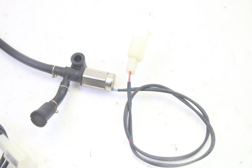 photo de CZUJNIK CIŚNIENIA POWIETRZA SYM CROX 4T 50 (2016 - 2023) - Zoom stanu zużycia