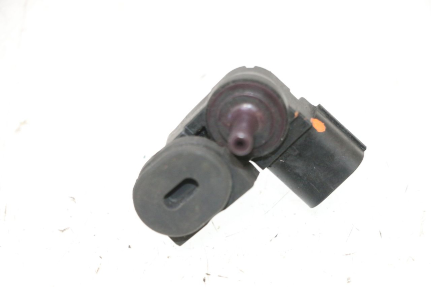 photo de CZUJNIK CIŚNIENIA POWIETRZA KAWASAKI ER-6 ER6 F ABS 650 (2012 - 2016) - Zoom stanu zużycia