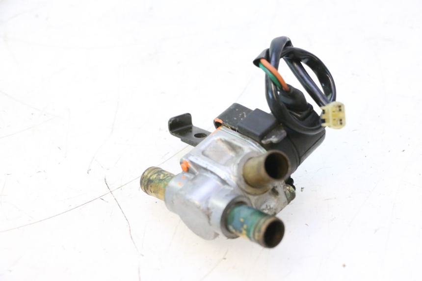 photo de CZUJNIK CIŚNIENIA POWIETRZA YAMAHA FJR 1300 (2001 - 2005) - Zoom stanu zużycia