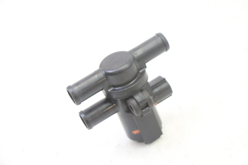 photo de CZUJNIK CIŚNIENIA POWIETRZA SUZUKI GSR 750 (2011 - 2017) - Zoom stanu zużycia