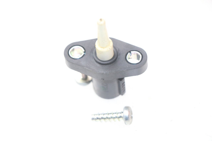 photo de CZUJNIK CIŚNIENIA POWIETRZA SUZUKI GSX-R GSXR K16 1000 (2012 - 2016) - Szczegół części