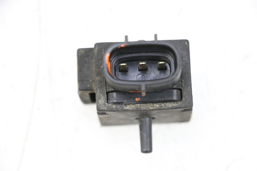 photo de CZUJNIK CIŚNIENIA POWIETRZA SUZUKI GSXR GSX-R 1000 (2003 - 2004) - Zoom stanu zużycia