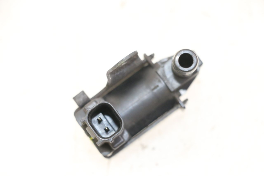 photo de CZUJNIK CIŚNIENIA POWIETRZA HONDA FORZA 125 (2021 - 2025) - Inny kąt widzenia