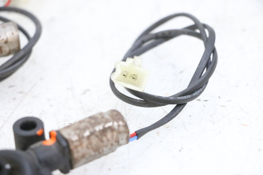 photo de CZUJNIK CIŚNIENIA POWIETRZA JM MOTORS OLDIES GT 4T 50 (2018 - 2025) - Inny kąt widzenia