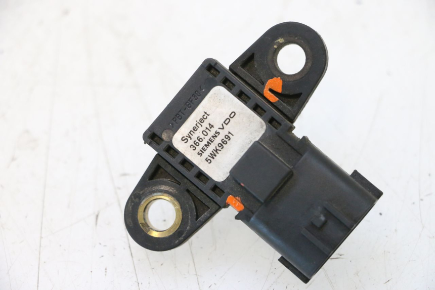 photo de CZUJNIK CIŚNIENIA POWIETRZA PEUGEOT SATELIS COMPRESSOR K15 125 (2006 - 2009) - Szczegół części