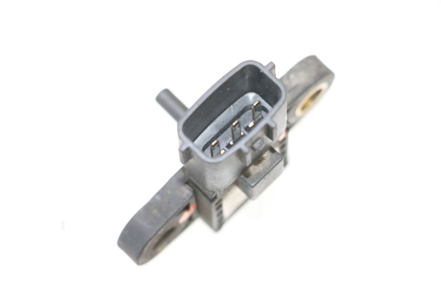 photo de CZUJNIK CIŚNIENIA POWIETRZA PEUGEOT SATELIS COMPRESSOR K15 125 (2006 - 2009) - Zoom stanu zużycia