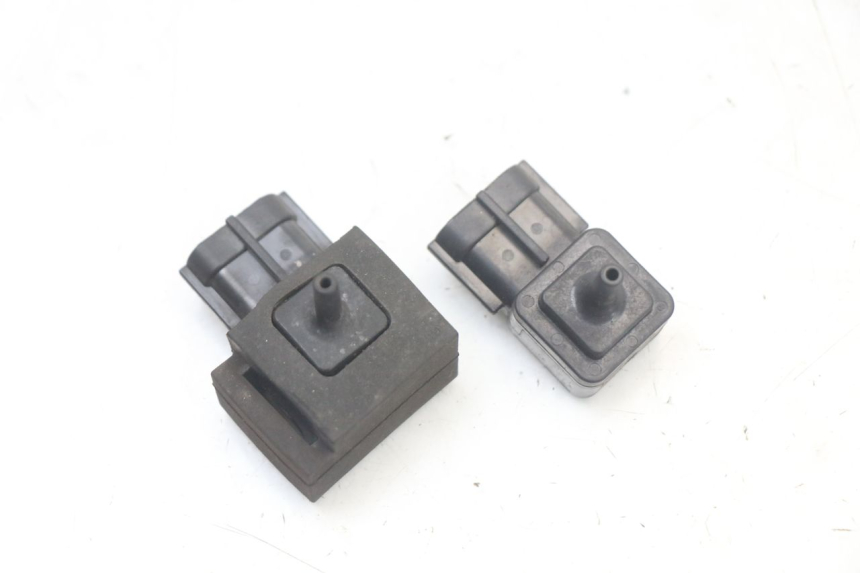 photo de CZUJNIK CIŚNIENIA POWIETRZA SUZUKI GSR 750 (2011 - 2017) - Widok główny