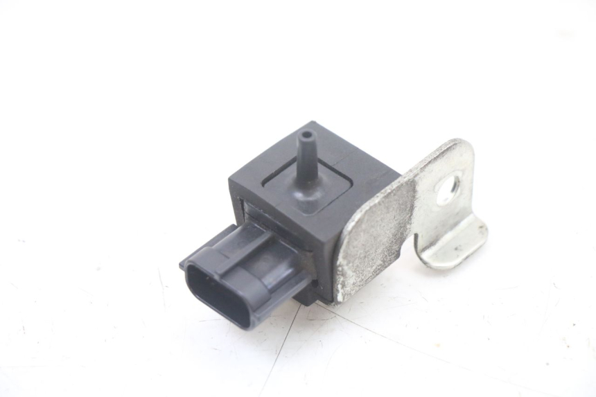 photo de CZUJNIK CIŚNIENIA POWIETRZA SUZUKI GSX F GSXF 650 (2007 - 2015) - Zoom stanu zużycia