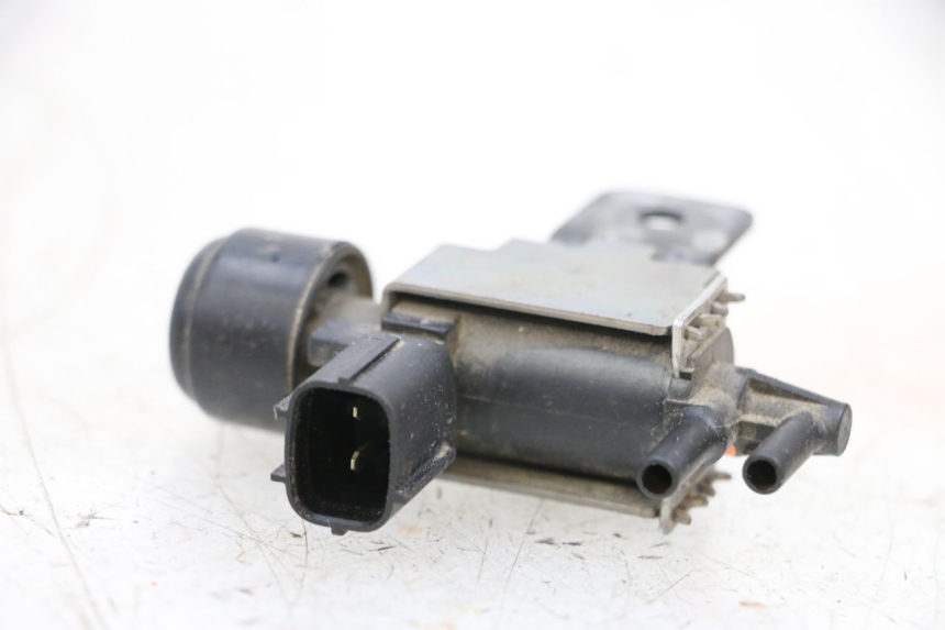 photo de CZUJNIK CIŚNIENIA POWIETRZA YAMAHA TDM ABS 900 (2002 - 2014) - Inny kąt widzenia