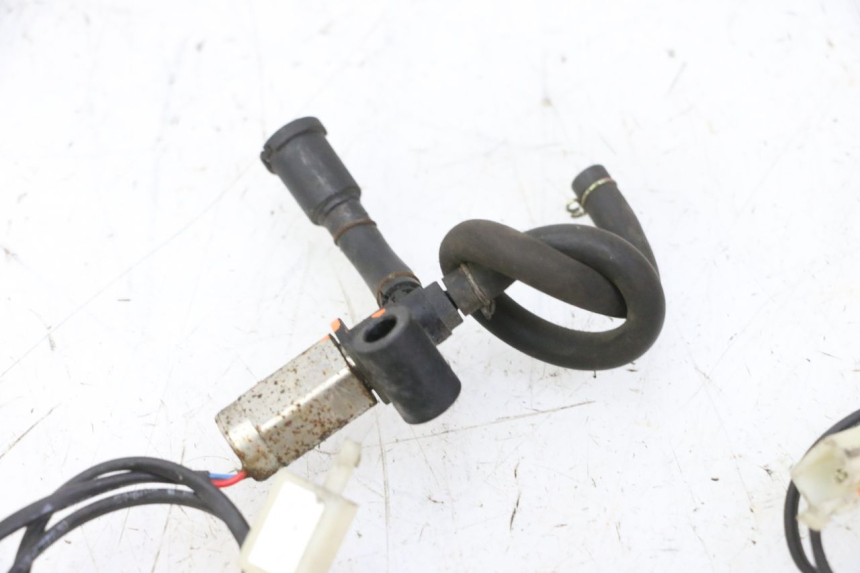 photo de CZUJNIK CIŚNIENIA POWIETRZA PEUGEOT TWEET 4T 50 (2018 - 2022) - Stan powierzchni