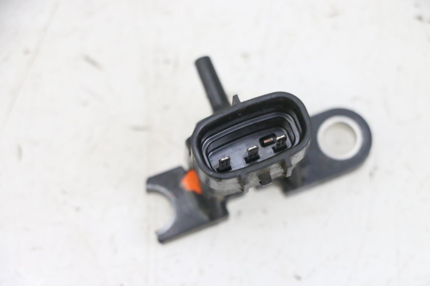 photo de CZUJNIK CIŚNIENIA POWIETRZA YAMAHA XMAX X-MAX 125 (2006 - 2009) - Zoom stanu zużycia