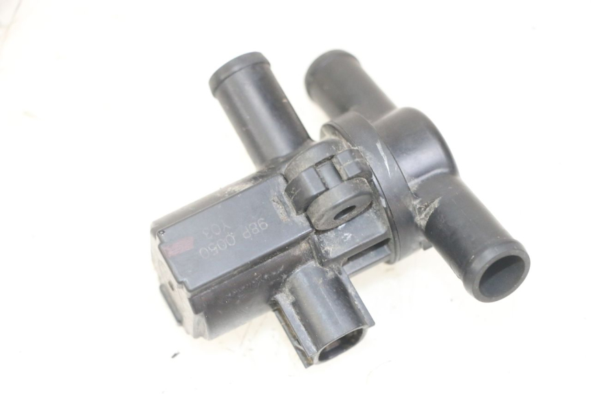 photo de CZUJNIK CIŚNIENIA POWIETRZA YAMAHA XJ6 ABS 600 (2008 - 2016) - Szczegół części