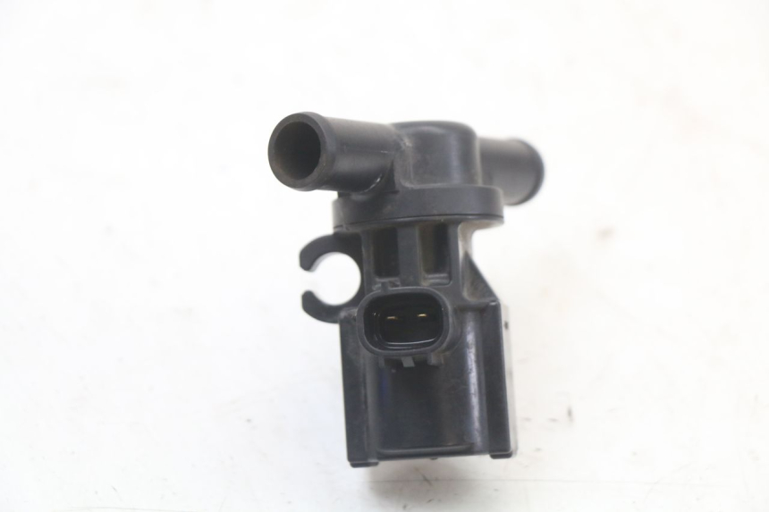 photo de CZUJNIK CIŚNIENIA POWIETRZA YAMAHA XJ6 ABS 600 (2008 - 2016) - Inny kąt widzenia