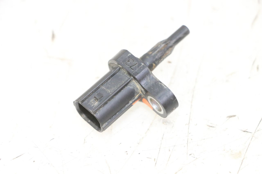 photo de CZUJNIK CIŚNIENIA POWIETRZA YAMAHA YZF YZ-F 450 (2014 - 2016) - Inny kąt widzenia