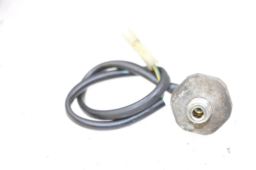 photo de CZUJNIK CIŚNIENIA OLEJU SUZUKI BURGMAN 650 (2013 - 2020) - Inny kąt widzenia