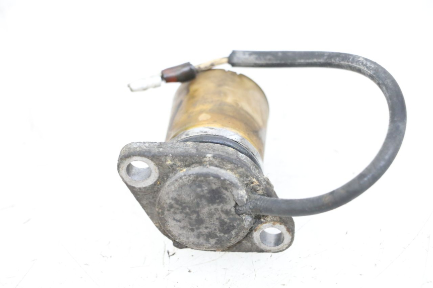 photo de CZUJNIK CIŚNIENIA OLEJU YAMAHA XJ F 900 (1983 - 1994) - Inny kąt widzenia